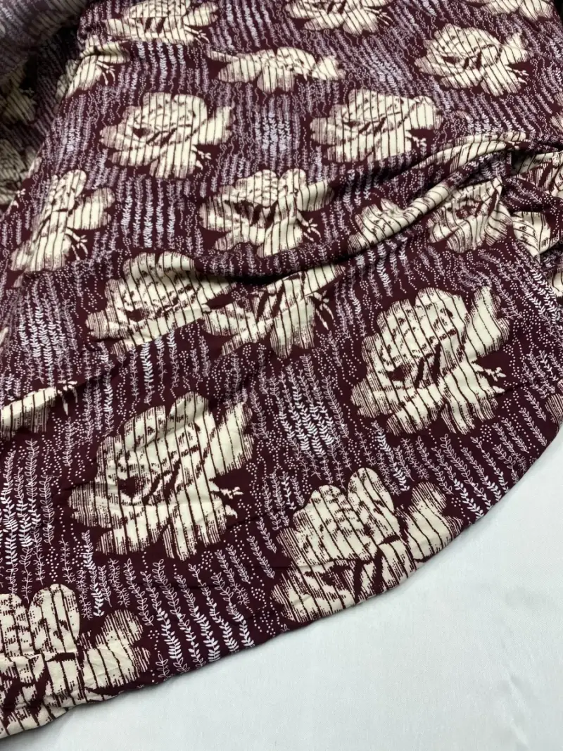 Bordo Saray Gülü