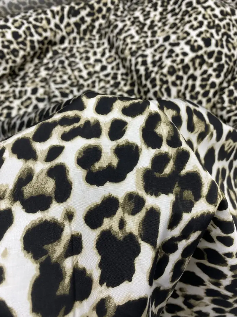 Siyalı Leopar Poplin