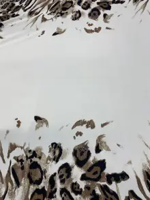 Eteği Sulu Leopar Viskon