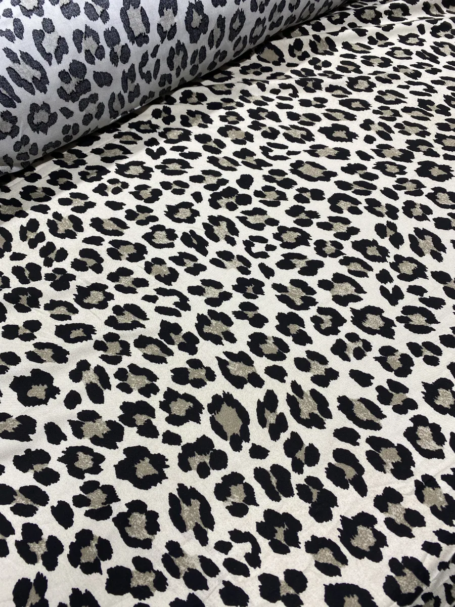 Siyah Leopar